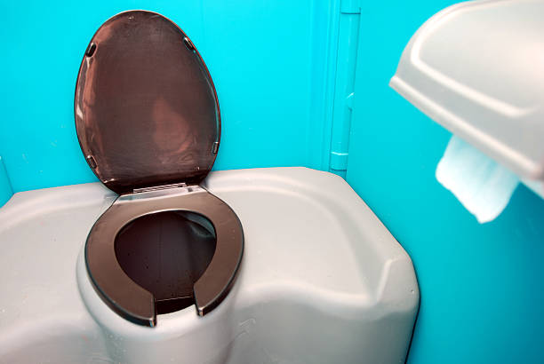 Best Porta potty delivery and setup  in Suitland, MD